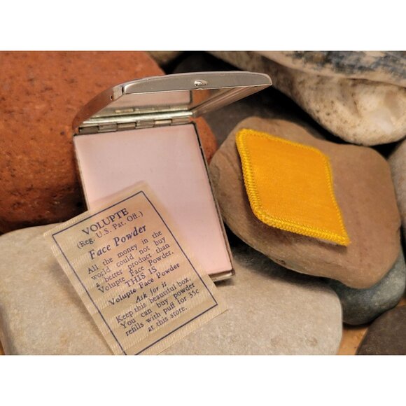 Vintage Volupte Face Powder Compact Art Deco Geometric Design 2" x 1.75" Unused! - Picture 4 of 10